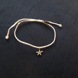 NWOT Pura Vida bracelet